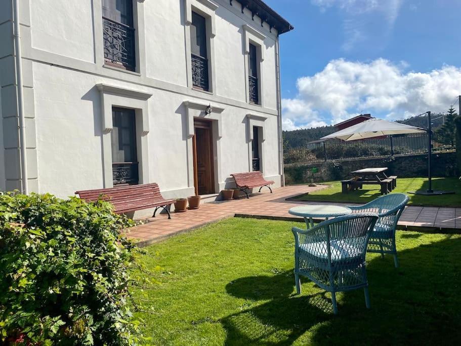 La Casona De Barganaz Villa Santiago Del Monte Eksteriør billede