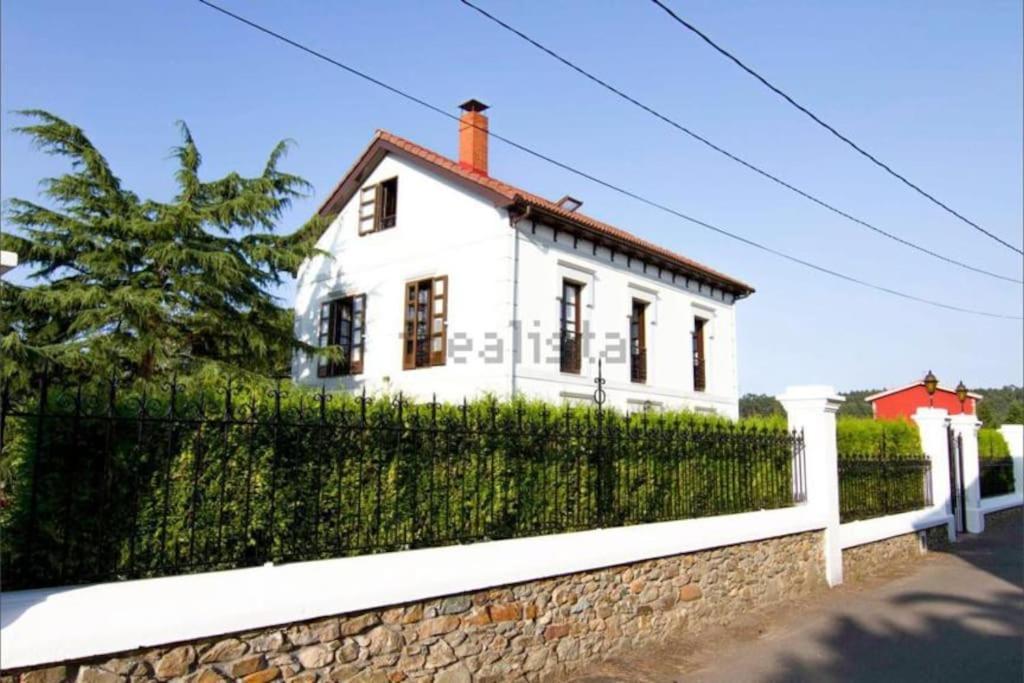La Casona De Barganaz Villa Santiago Del Monte Eksteriør billede